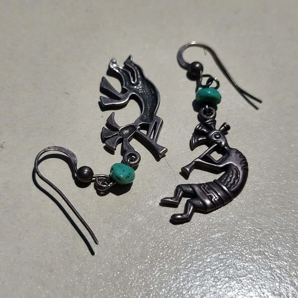 Vintage Silver Tone Turquoise Kokopelli Flute Player Drop Earrings Silver
